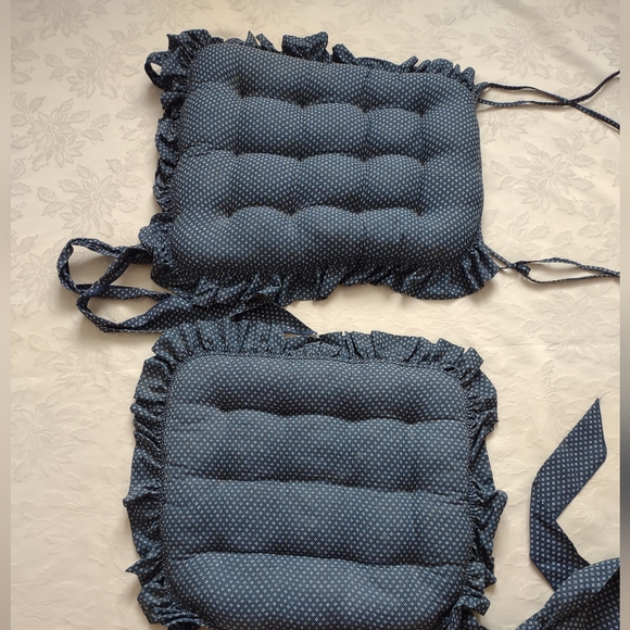 2 ruffled tufted cushions seat and back rocking chair dining armchair